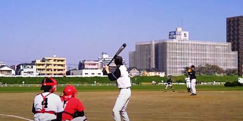 草野球 ホームラン 人気動画｜へたっぴリーグ ALCOLICO アルコリコ
